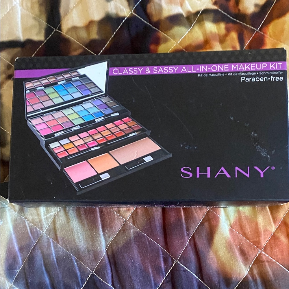 SHAN Vibrant Eyeshadow Palette - Multi-Color